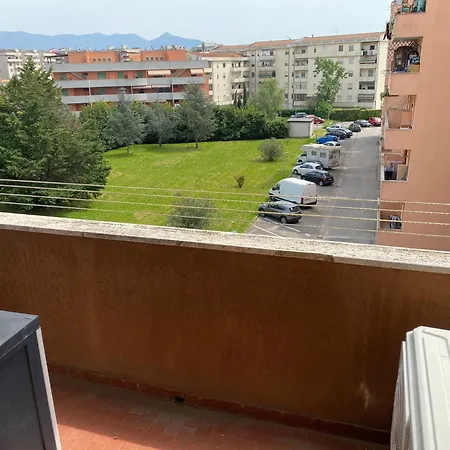 Lorenzo House Cisanello بيزا